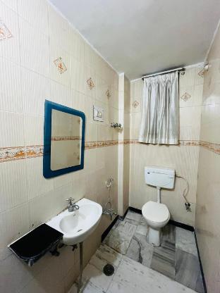 oyo 11682 hotel rp international