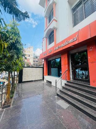 Oyo 11682 Hotel Rp International,Exhibition Road,3 star