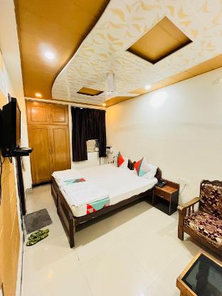Oyo 11682 Hotel Rp International,Exhibition Road,3 star