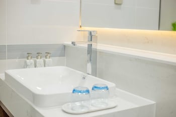 mystery cam ranh villas and spa