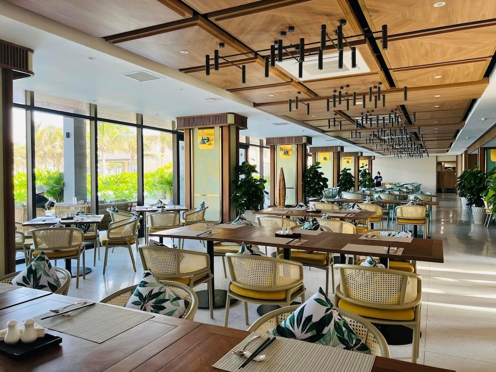 mystery cam ranh villas and spa