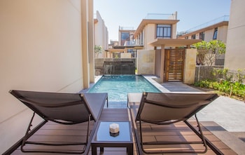 mystery cam ranh villas and spa