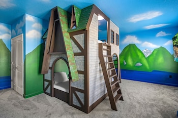 harbor island beach club by villatel