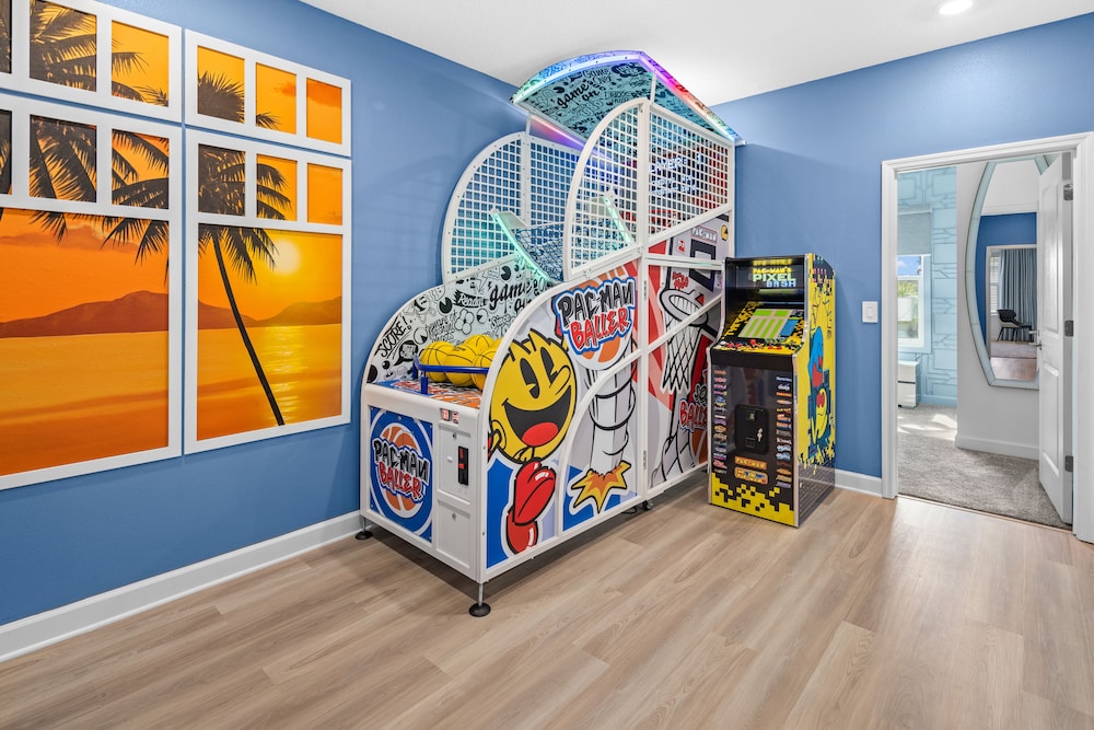 harbor island beach club by villatel