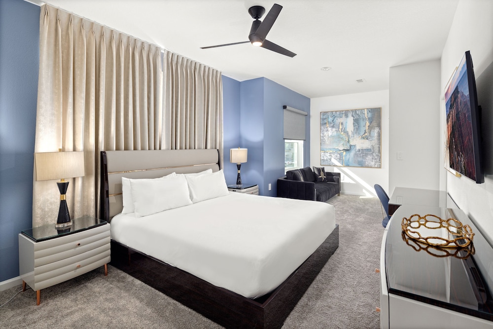 harbor island beach club by villatel