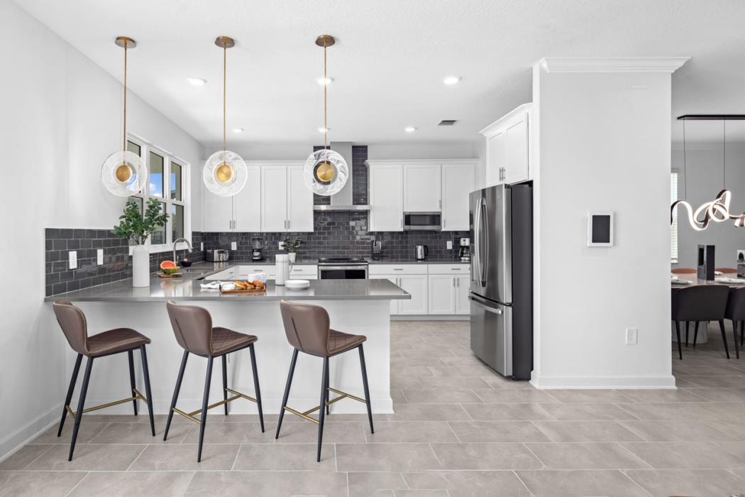 harbor island beach club by villatel