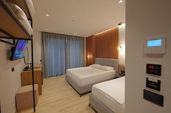 ori mare hotel