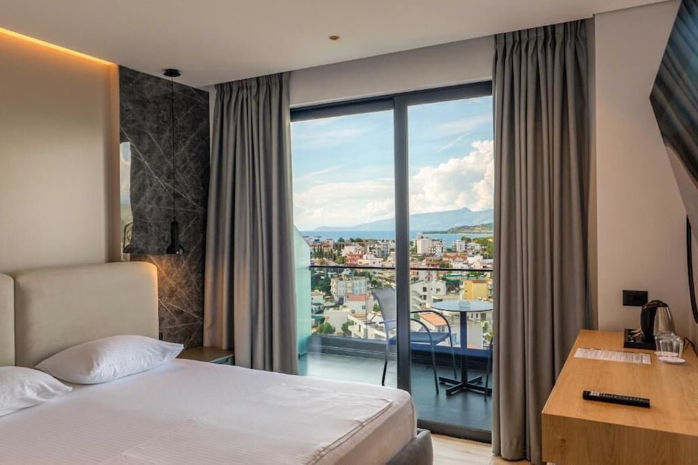 ori mare hotel
