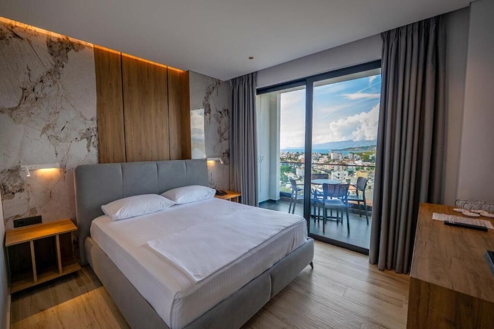 ori mare hotel