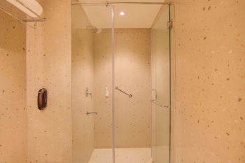 keys lite by lemon tree hotels krishna