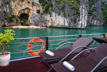 la pandora boutique cruise