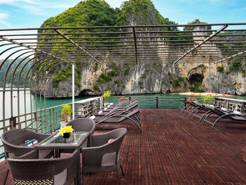 la pandora boutique cruise