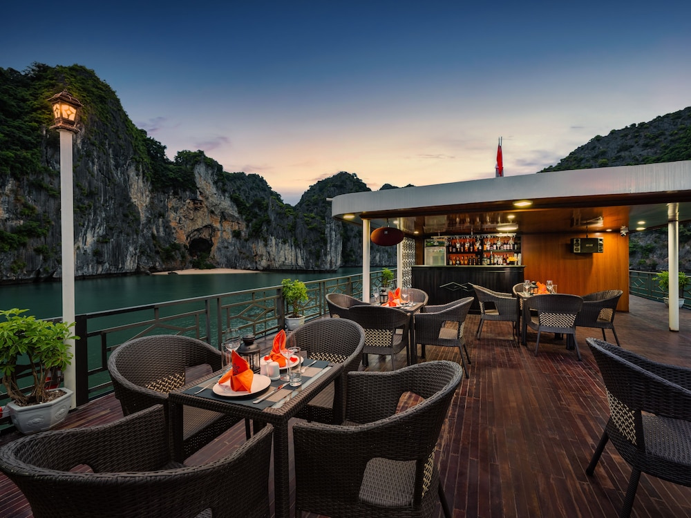 la pandora boutique cruise