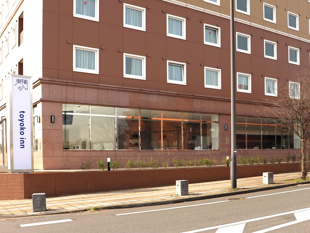toyoko inn imba nihon idai ekimae