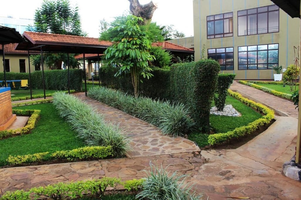 dereva hotel rwamagana ltd