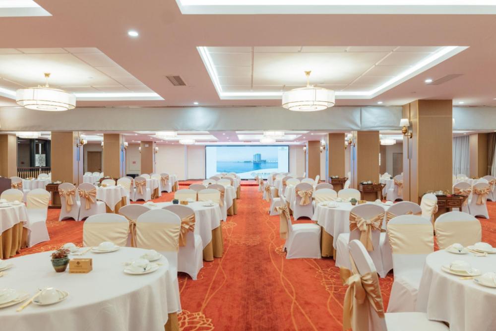 white swan guest house meizhou