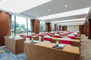 white swan guest house meizhou