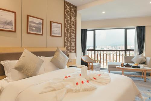 white swan guest house meizhou