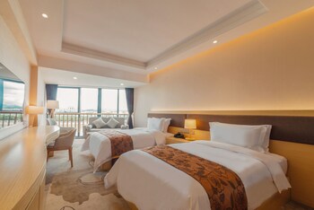white swan guest house meizhou
