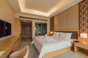 white swan guest house meizhou