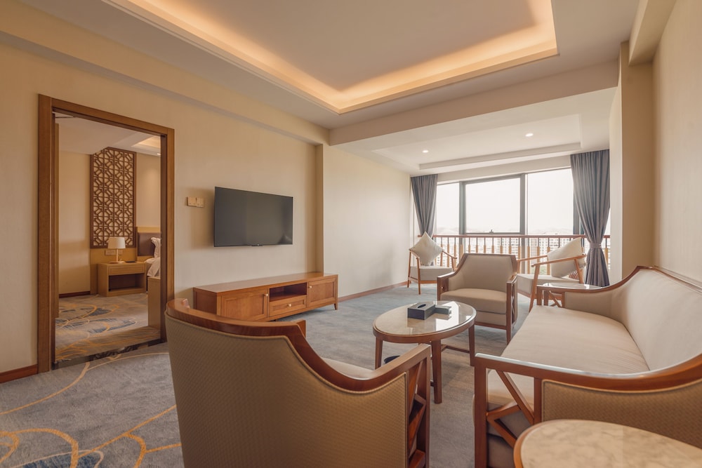white swan guest house meizhou