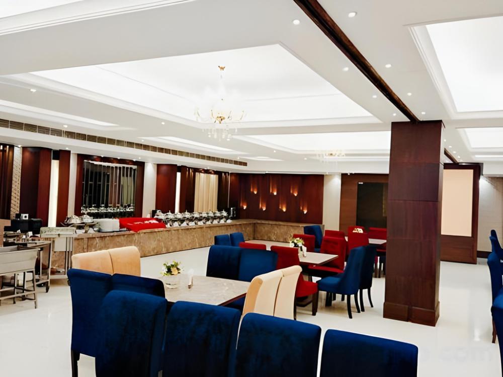 hotel kohinoor palace