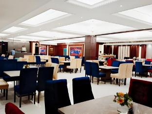 hotel kohinoor palace