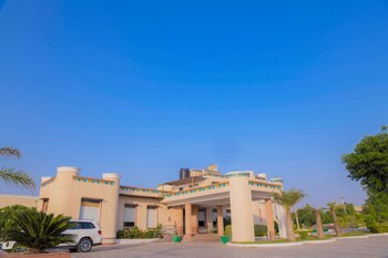 treehouse sunrise resort and caravan park