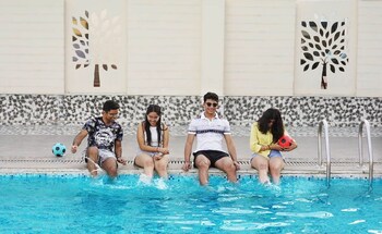 treehouse sunrise resort and caravan park