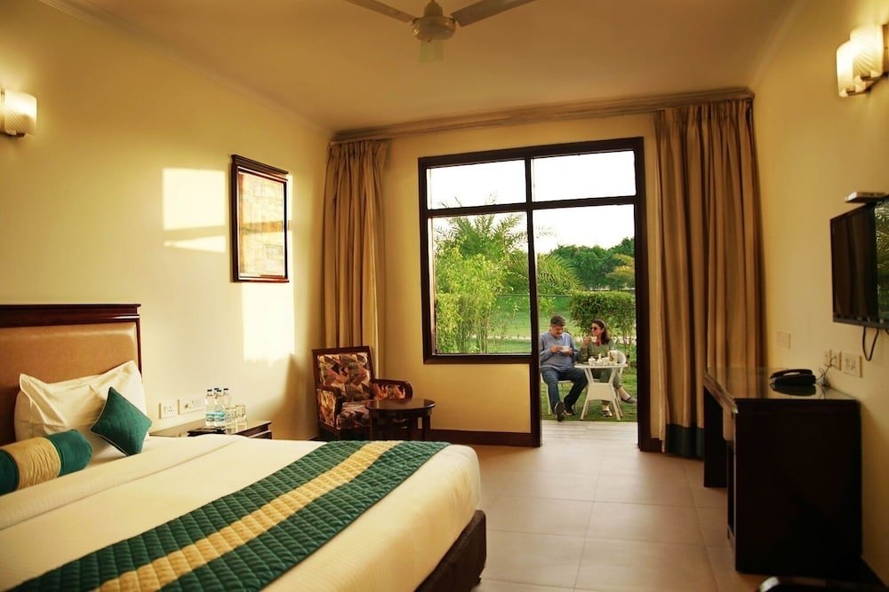 treehouse sunrise resort and caravan park