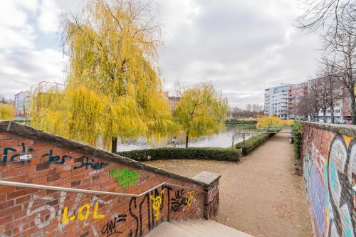 apartmenthaus berlin mitte