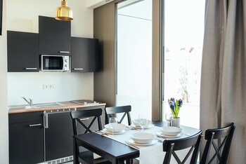 the rix studios and suites