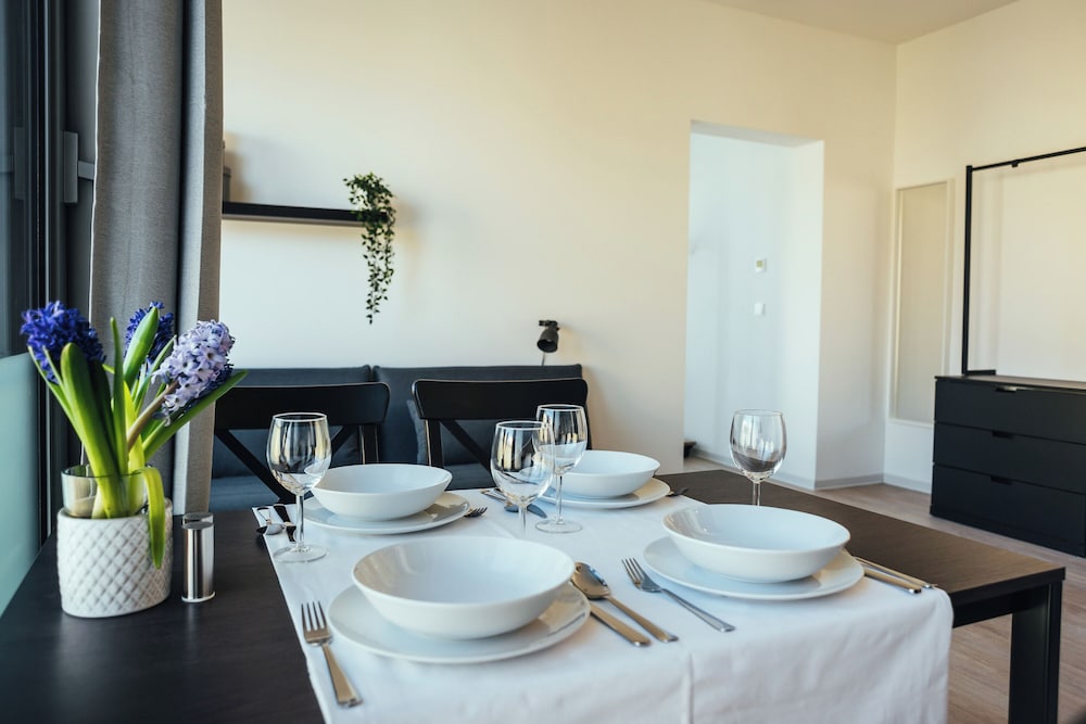 the rix studios and suites