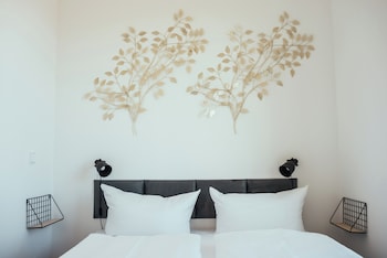 the rix studios and suites