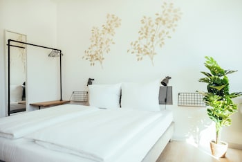 the rix studios and suites