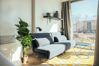 the rix studios and suites