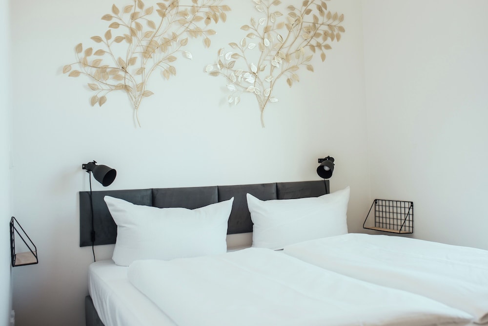 the rix studios and suites