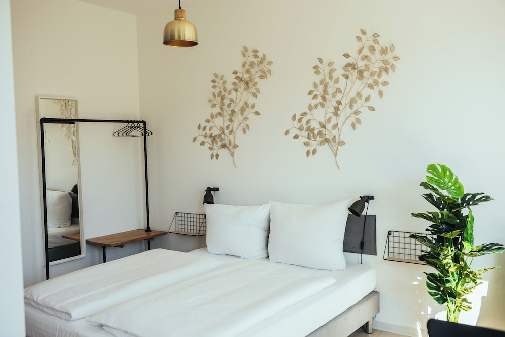 the rix studios and suites