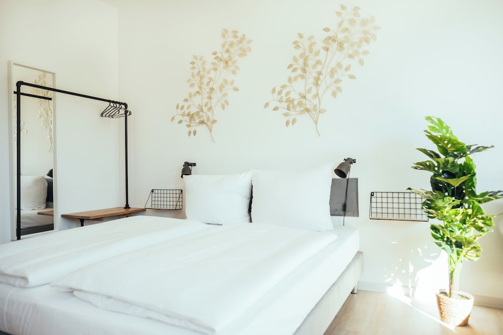 the rix studios and suites