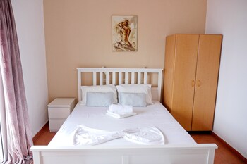 jimmys apartments