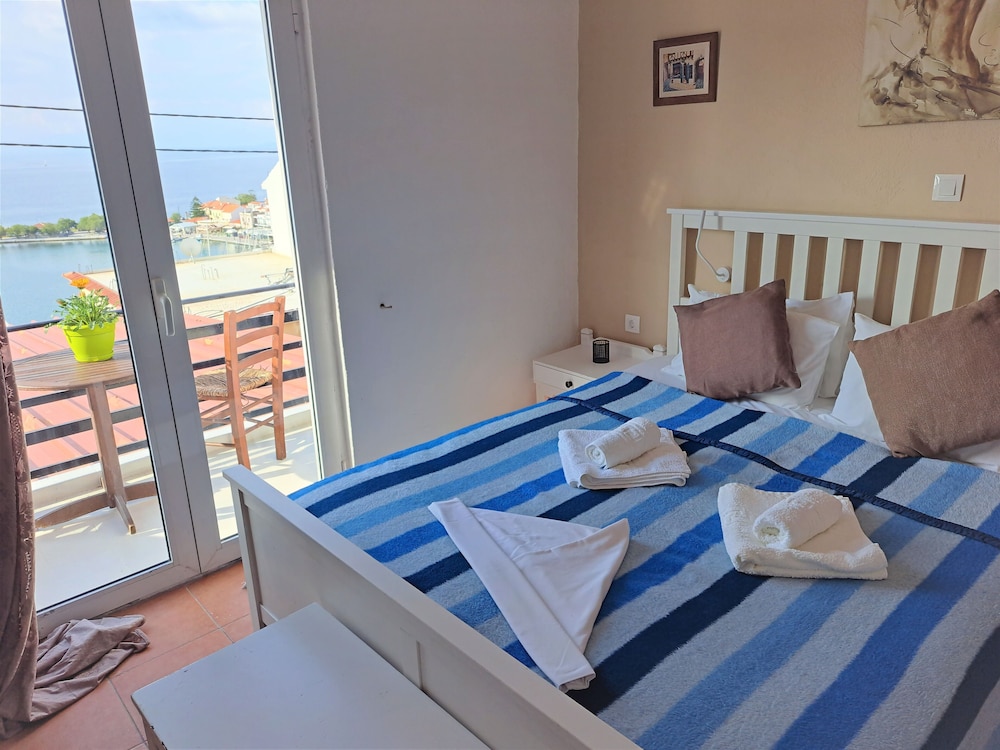 jimmys apartments