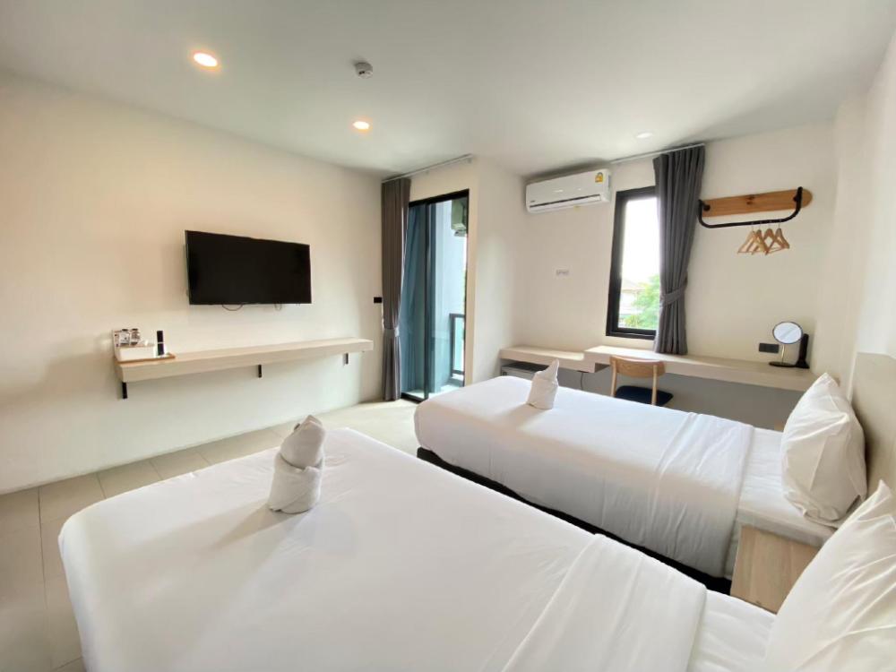 double j hotel
