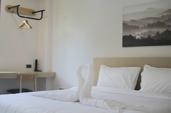 double j hotel