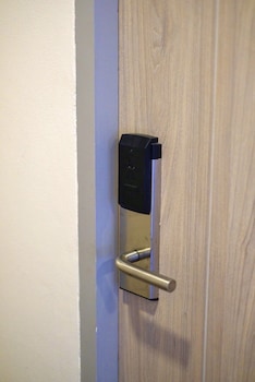 double j hotel