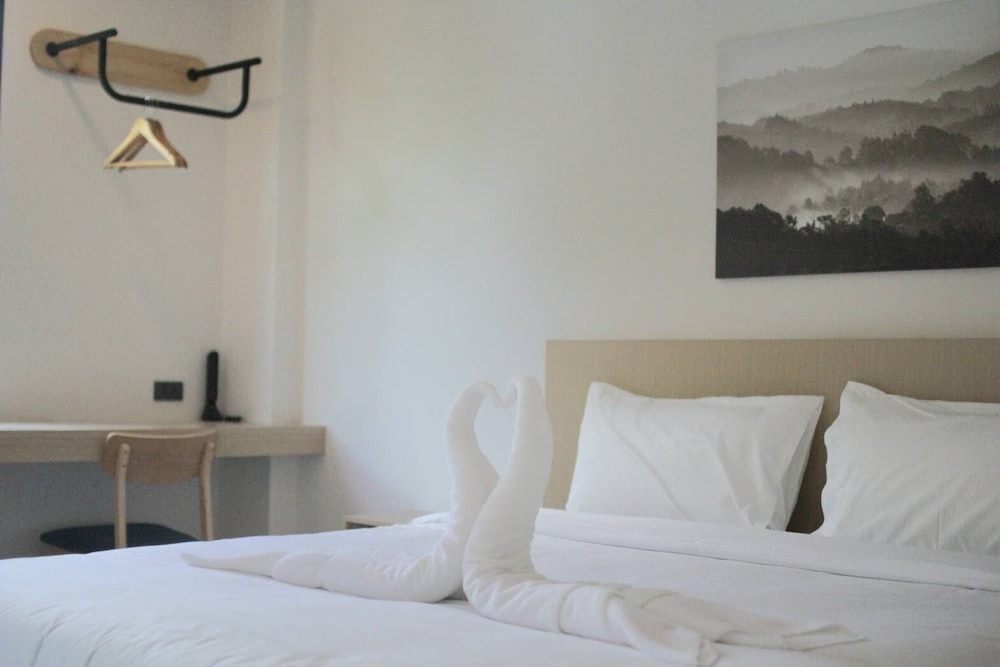 double j hotel