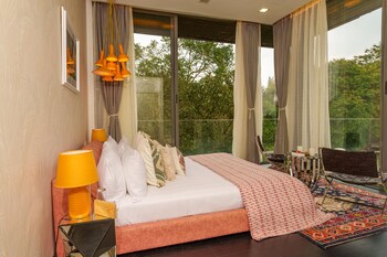 ama stays and trails villa seven lonavala