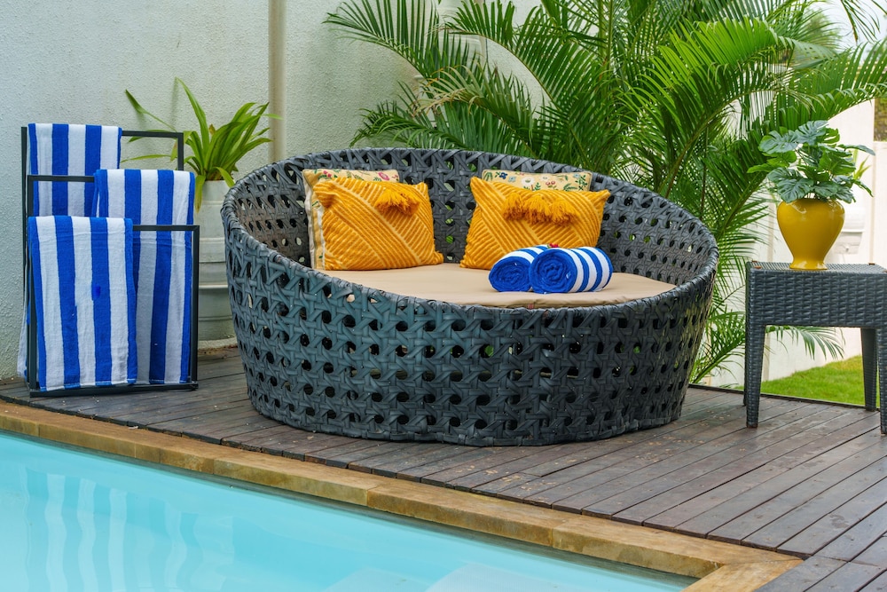 ama stays and trails villa seven lonavala