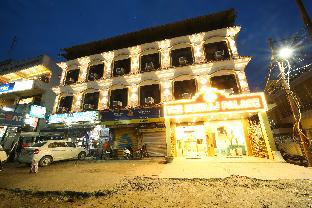 The Neeraj Palace,India>>Rishikesh,4 star