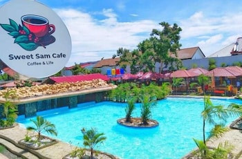 gems paradise resort