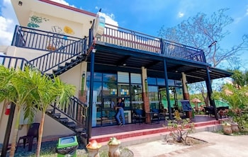 gems paradise resort